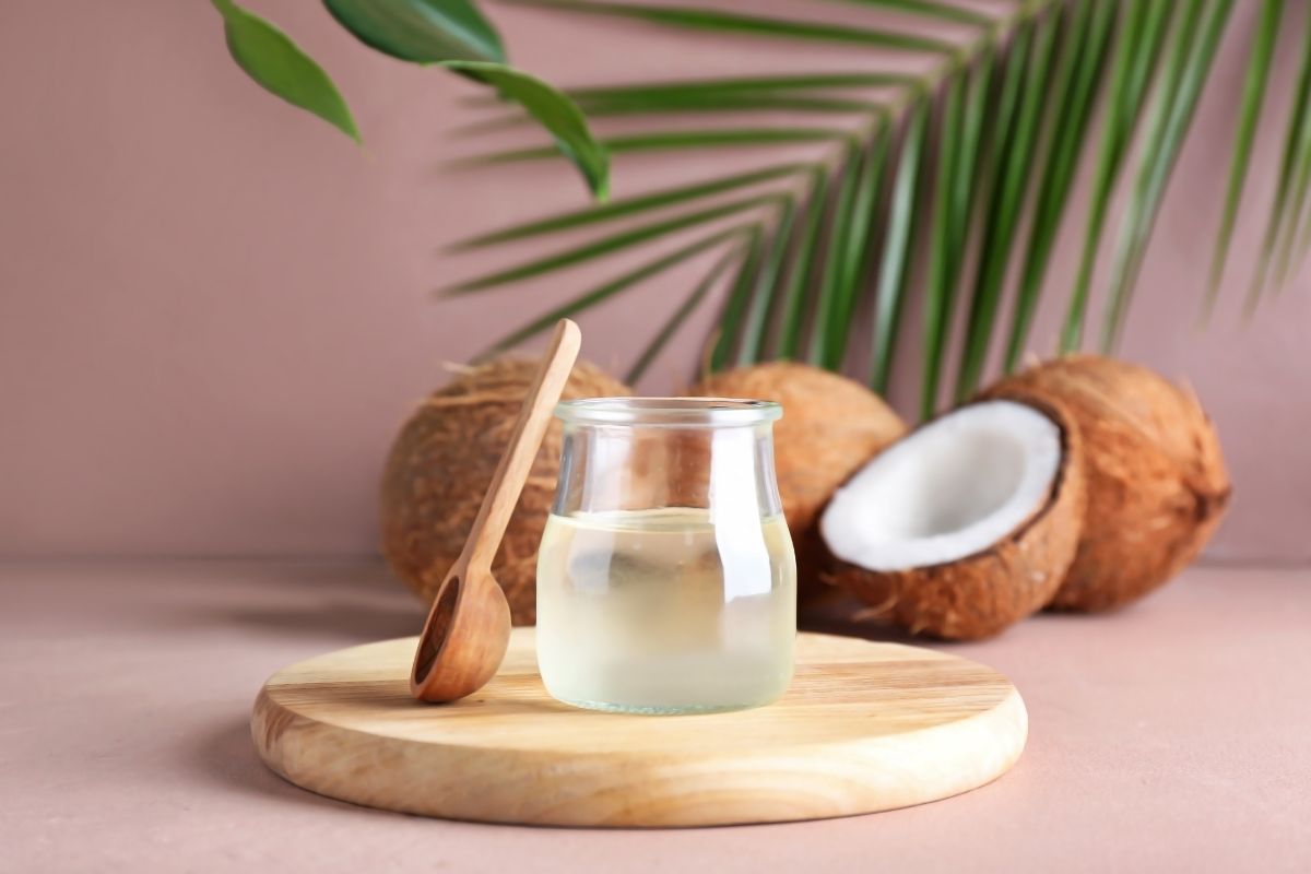 Coconut Oil – Miracle Beauty Cure or Overhyped Trend?