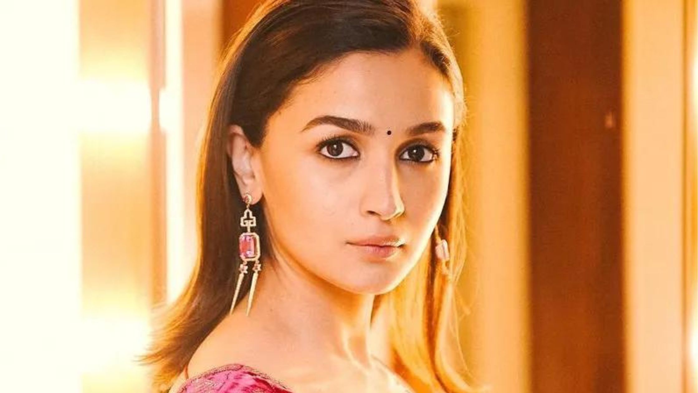 Alia Bhatt: Iconic Beauty Muse with Glossy Nude Lip