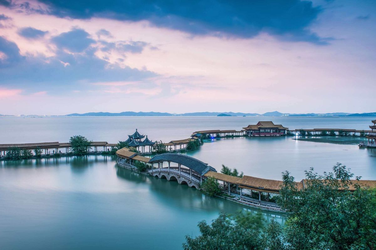 Lake Tai Taihu