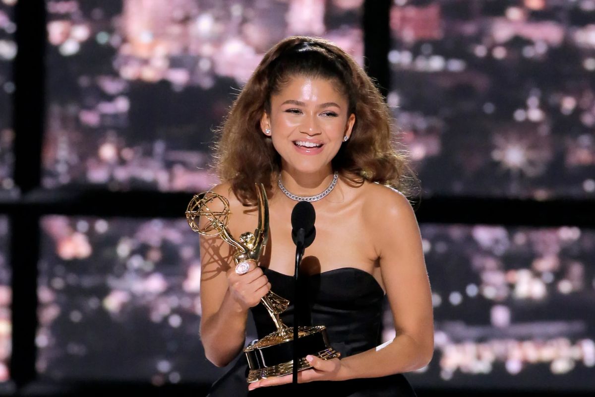 Zendaya emmys awards