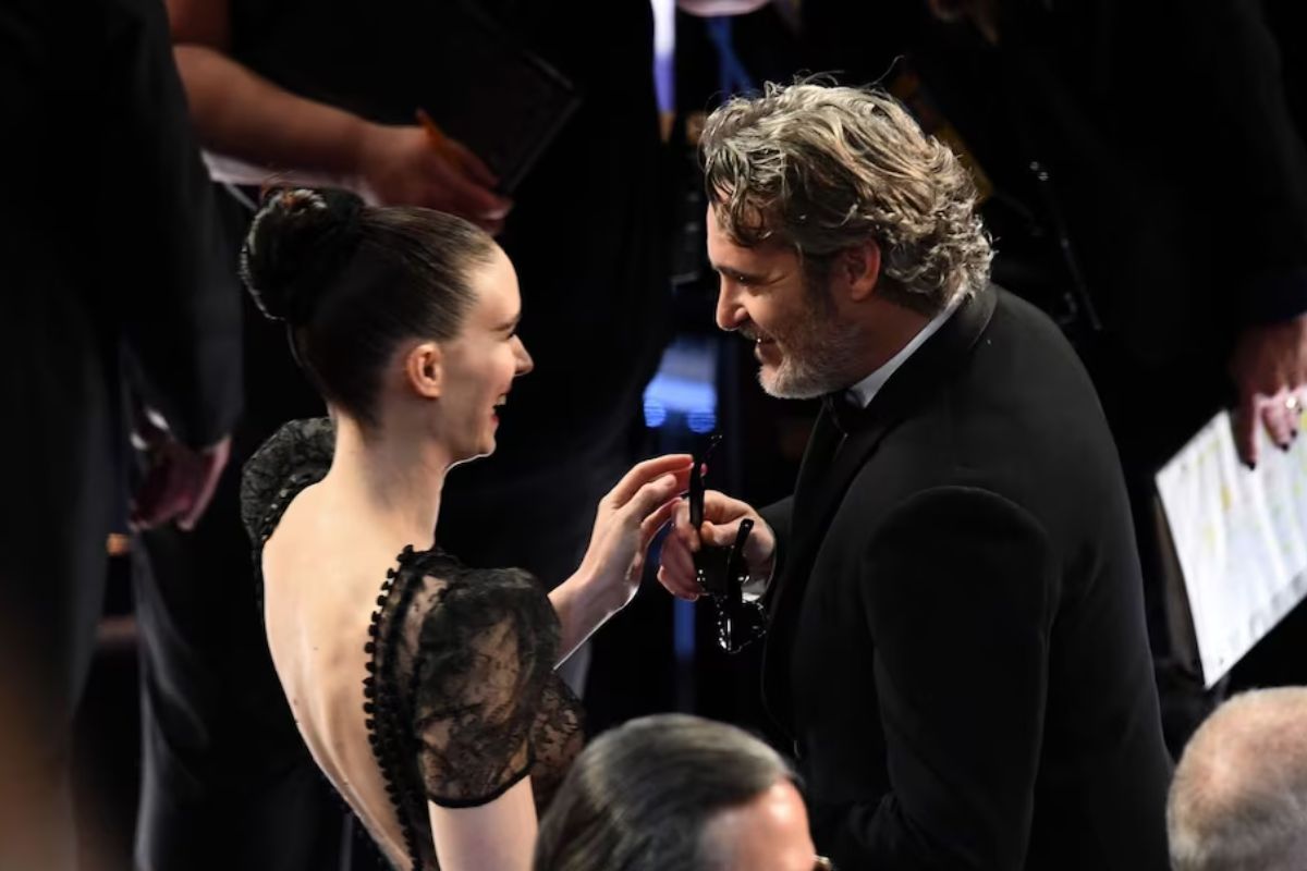 Joaquin Phoenix and Rooney Mara have secretly tied the knot