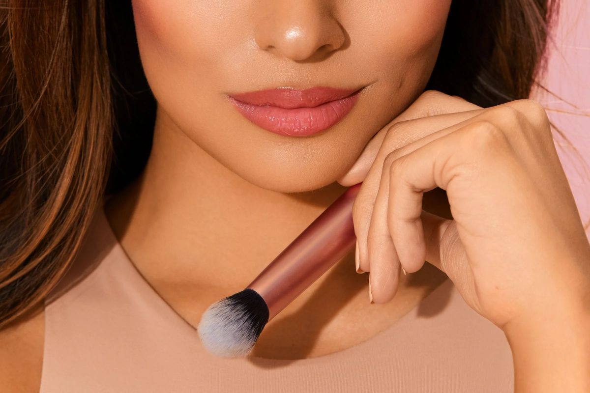 Real Techniques Expert Face Makeup Brush