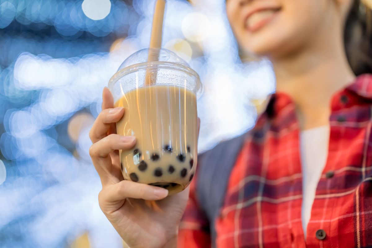 The Ultimate Guide to Bubble Tea – Flavors, Toppings, and Health Benefits