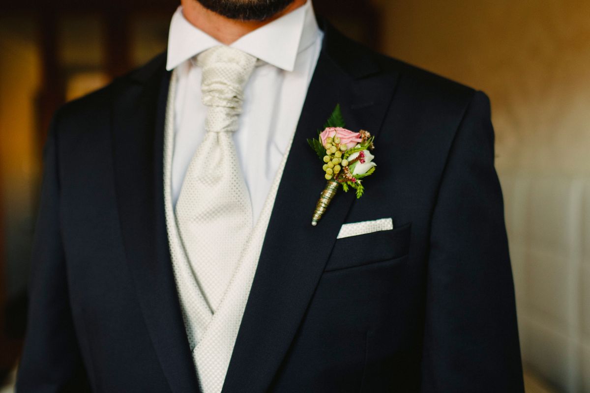 9tofive - Modern Groom Fashion