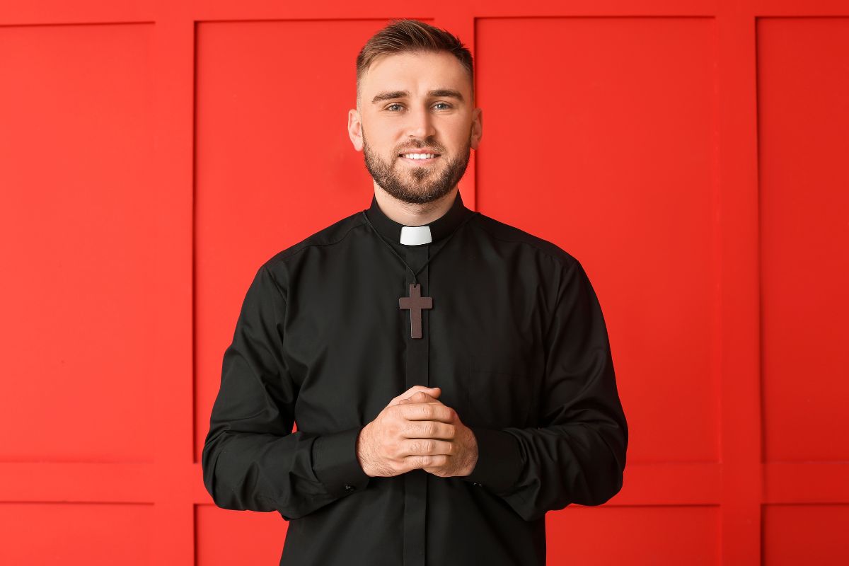 The Square Priest Uniform – Tradition in Every Stitch